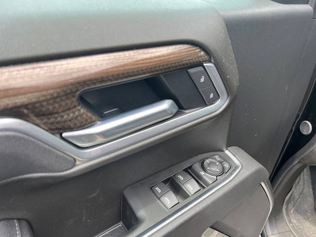 Certified 2026 Chevrolet Silverado 1500 LT w/ LPO, Dark Essentials Package AWD/4WD image 11
