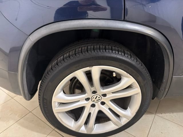 Used 2016 Volkswagen Tiguan SEL FWD image 29
