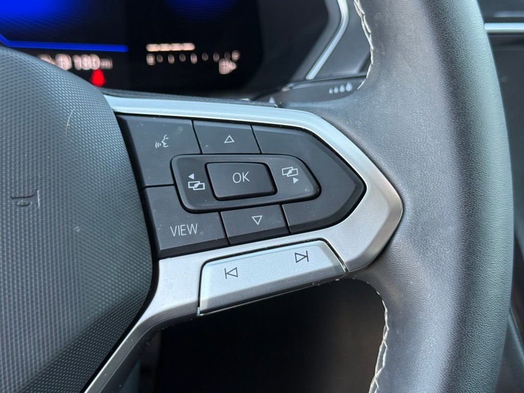 Used 2023 Volkswagen Tiguan SE image 18