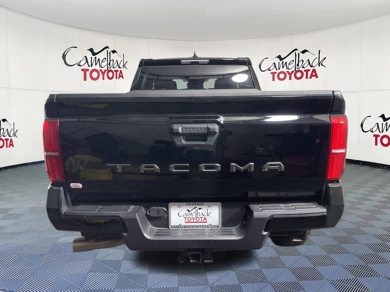 Used 2024 Toyota Tacoma TRD Sport image 6