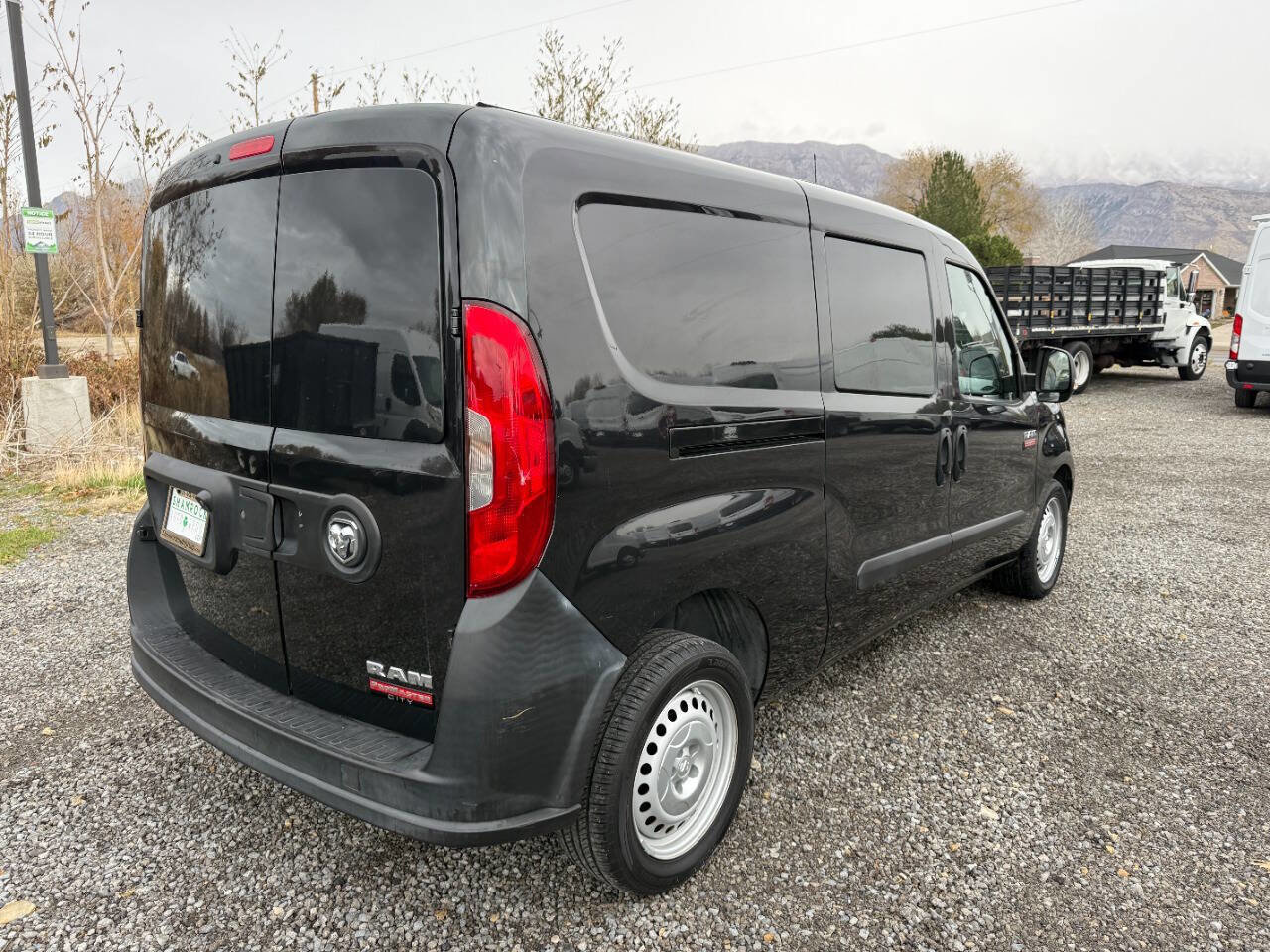 Used 2018 RAM ProMaster City Tradesman image 3