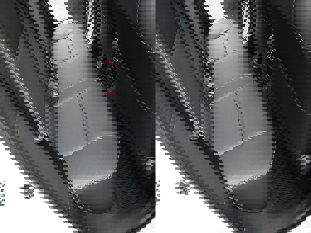 New 2026 Toyota Corolla Cross XLE w/ Convenience Package image 33