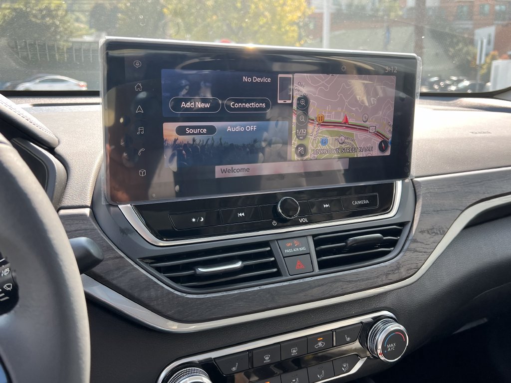 New 2026 Nissan Altima 2.5 SV FWD image 22