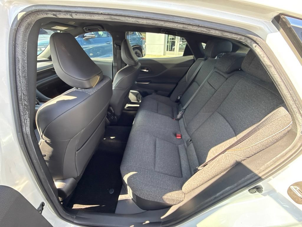 Used 2023 Toyota Crown AWD/4WD image 23