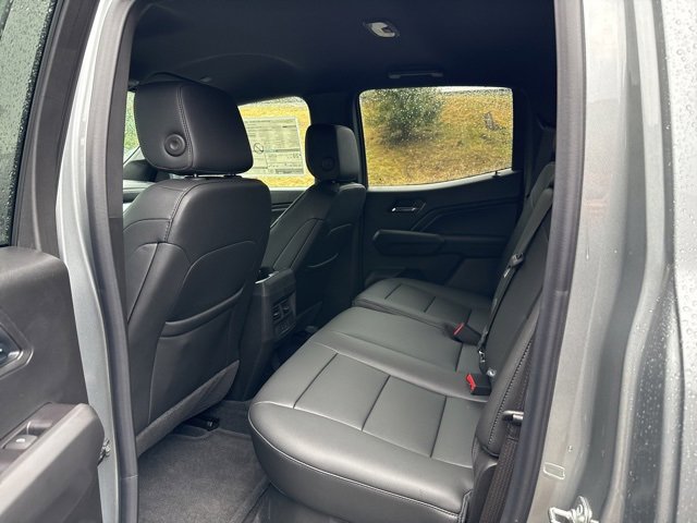 New 2025 Chevrolet Colorado LT w/ LT Convenience Package image 18