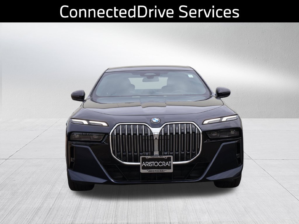 Certified 2026 BMW 740i xDrive AWD/4WD image 18