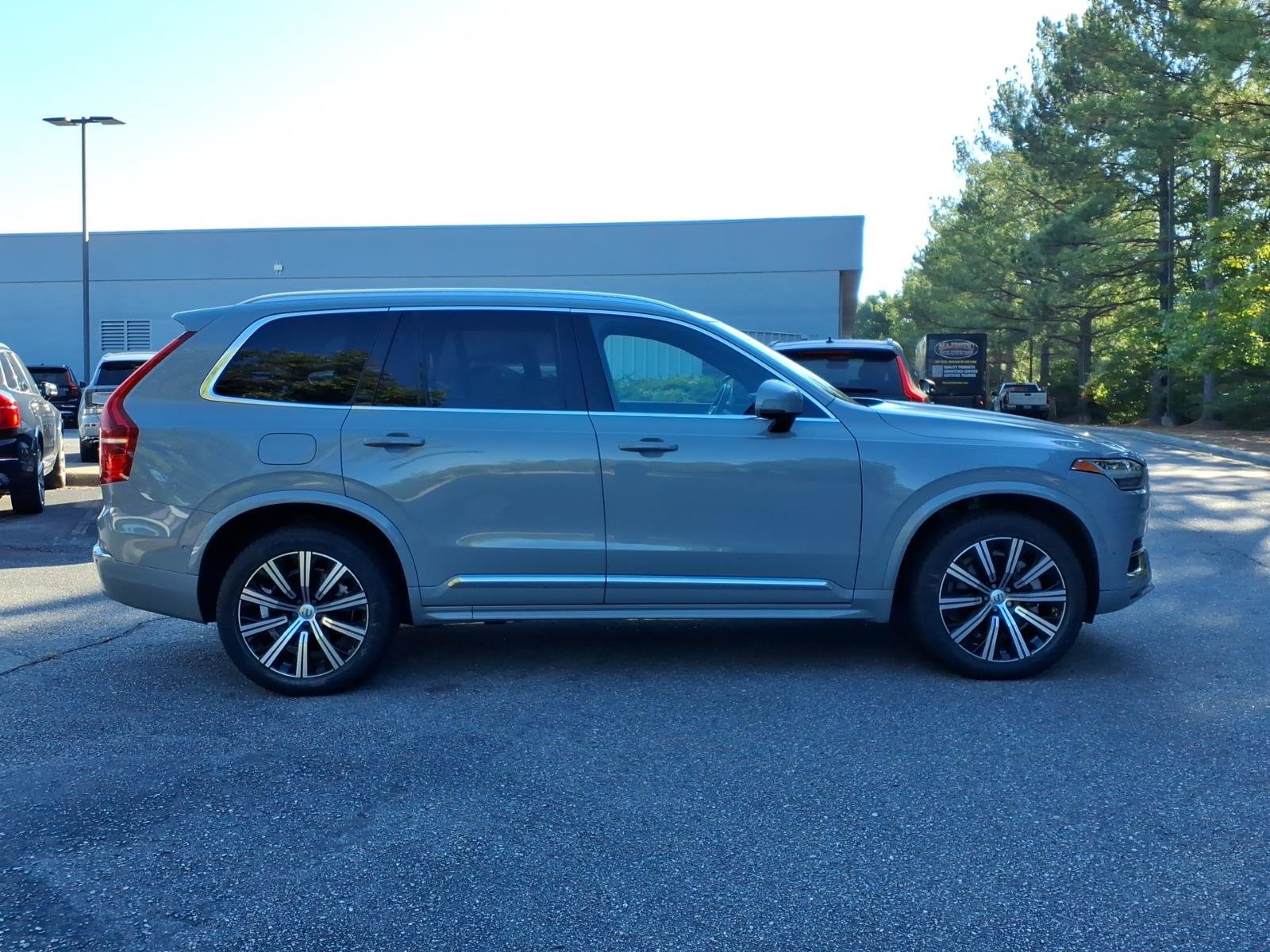 Certified 2024 Volvo XC90 T8 Ultimate w/ Protection Package Premier AWD/4WD image 2