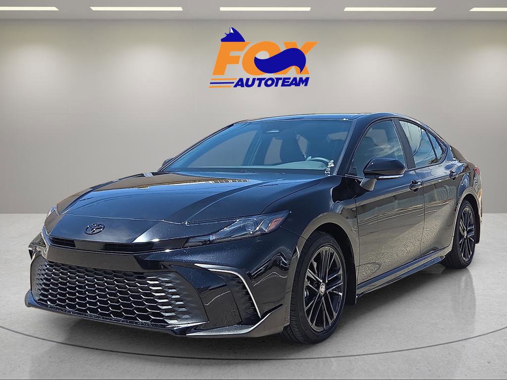 New 2026 Toyota Camry SE FWD image 1