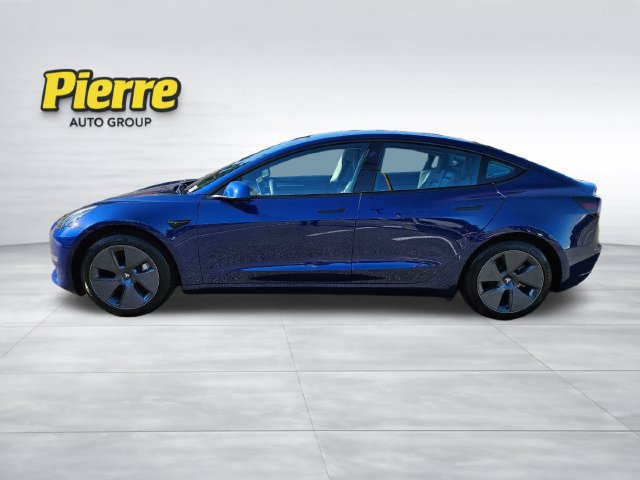 Used 2023 Tesla Model 3 Standard Range RWD image 2