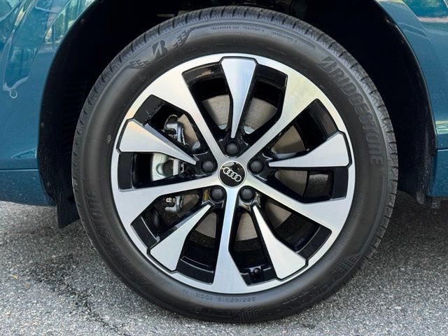 New 2026 Audi Q3 quattro 2.0T AWD/4WD image 7