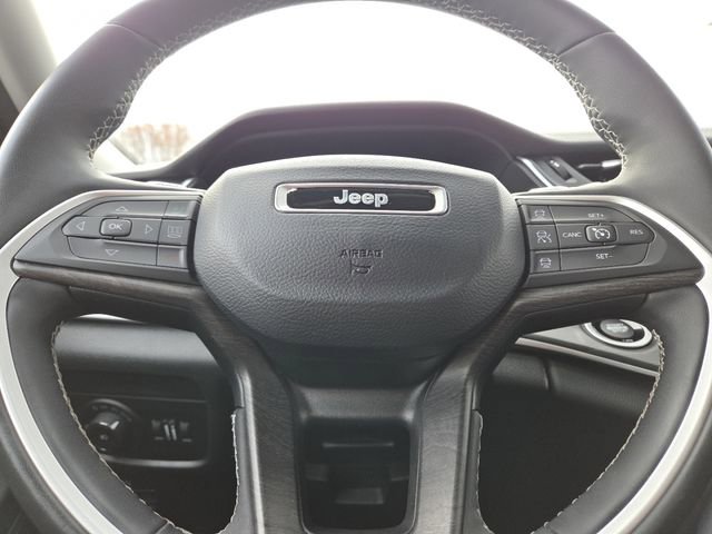 Used 2023 Jeep Grand Cherokee L Limited image 35