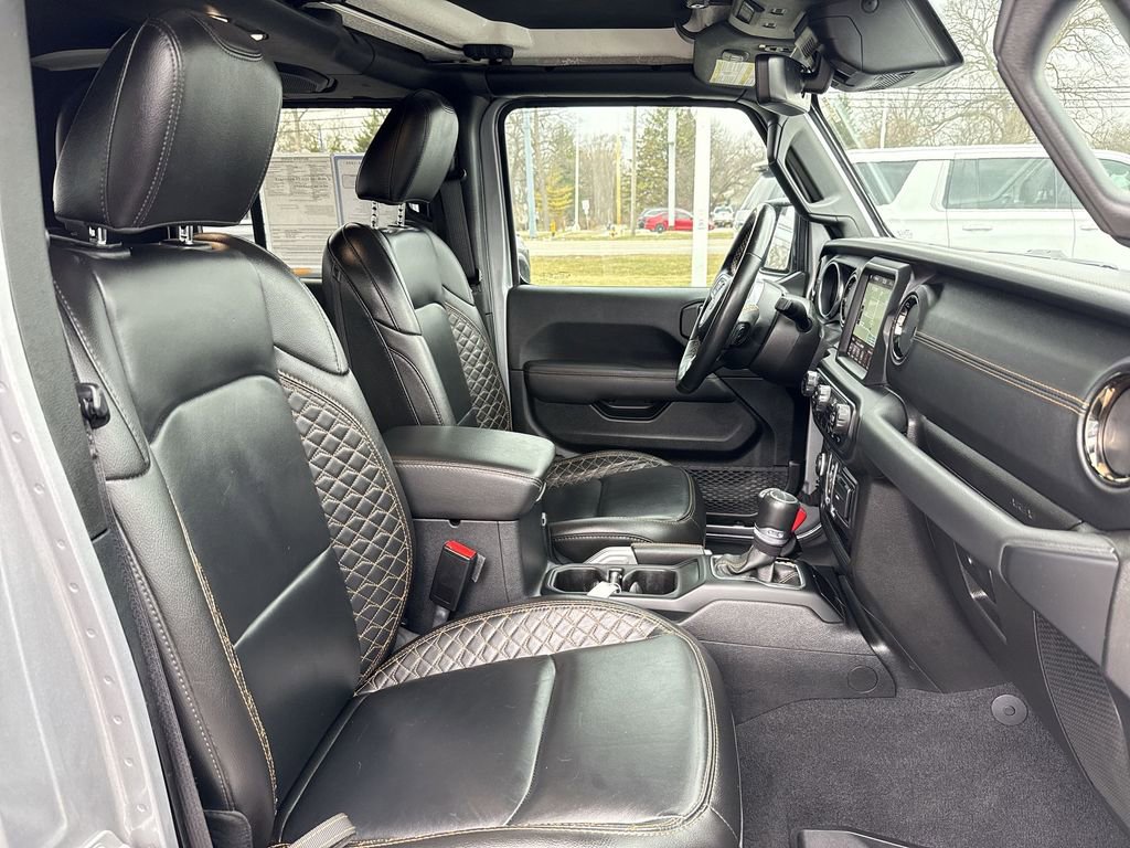 Used 2021 Jeep Gladiator Overland image 30