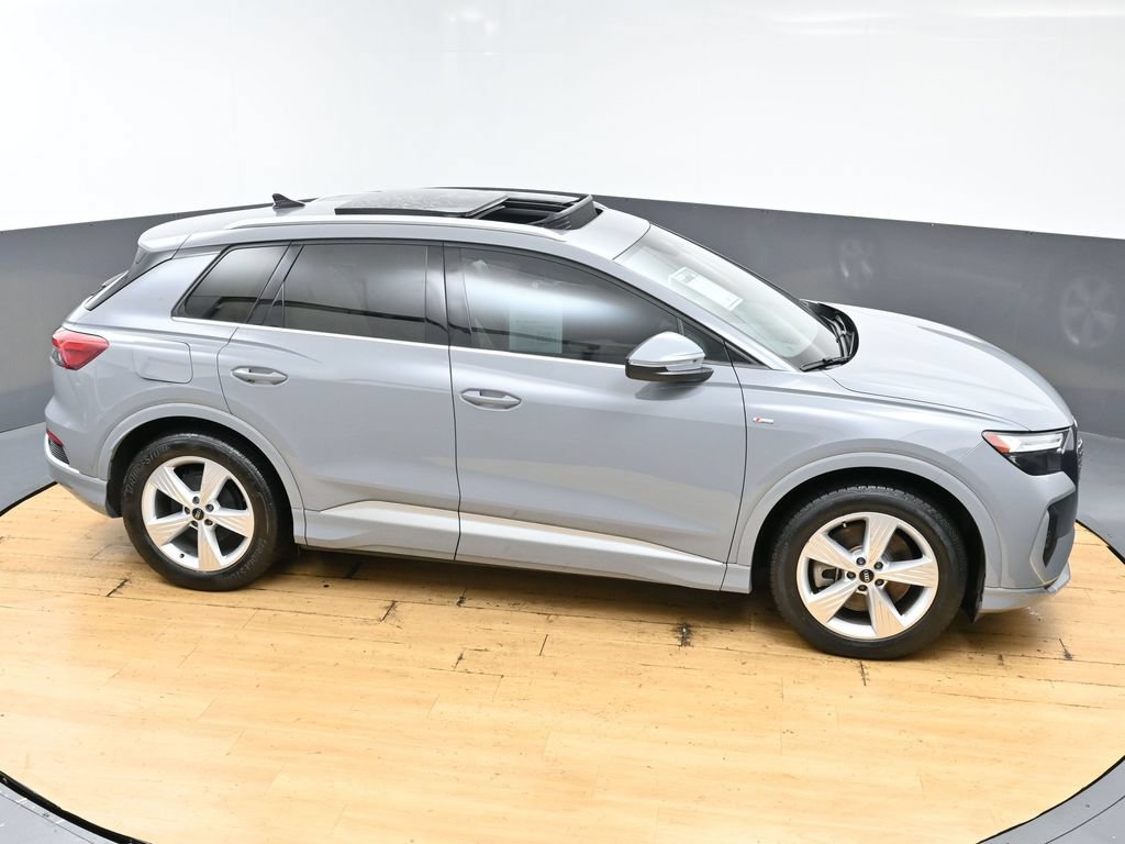 Used 2024 Audi Q4 e-tron Premium AWD/4WD image 47