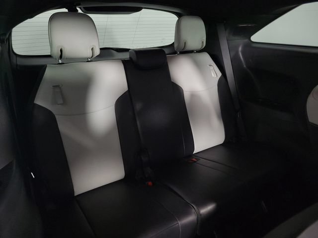 Used 2025 Toyota Sienna XSE w/ XSE Plus Package AWD/4WD image 17
