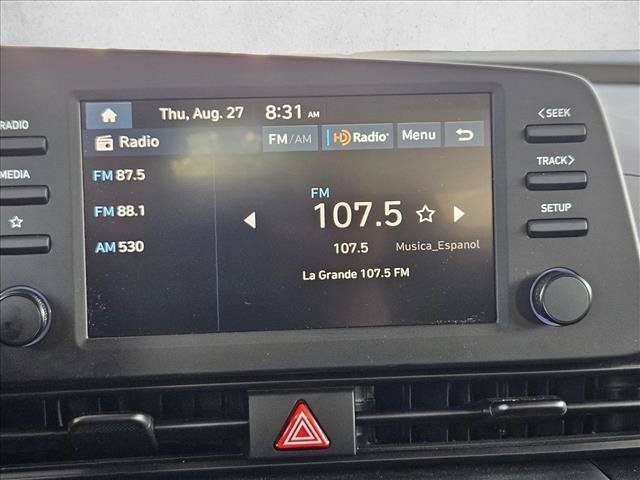 Used 2025 Hyundai Elantra Sport FWD image 11
