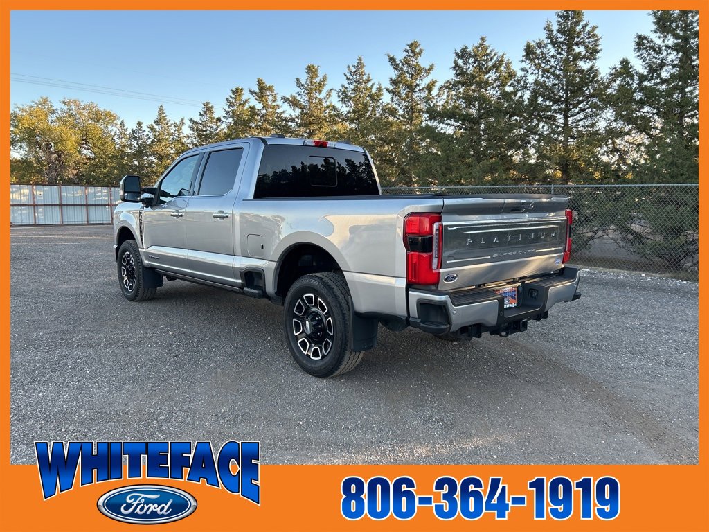 Used 2023 Ford F350 Platinum w/ FX4 Off-Road Package image 4