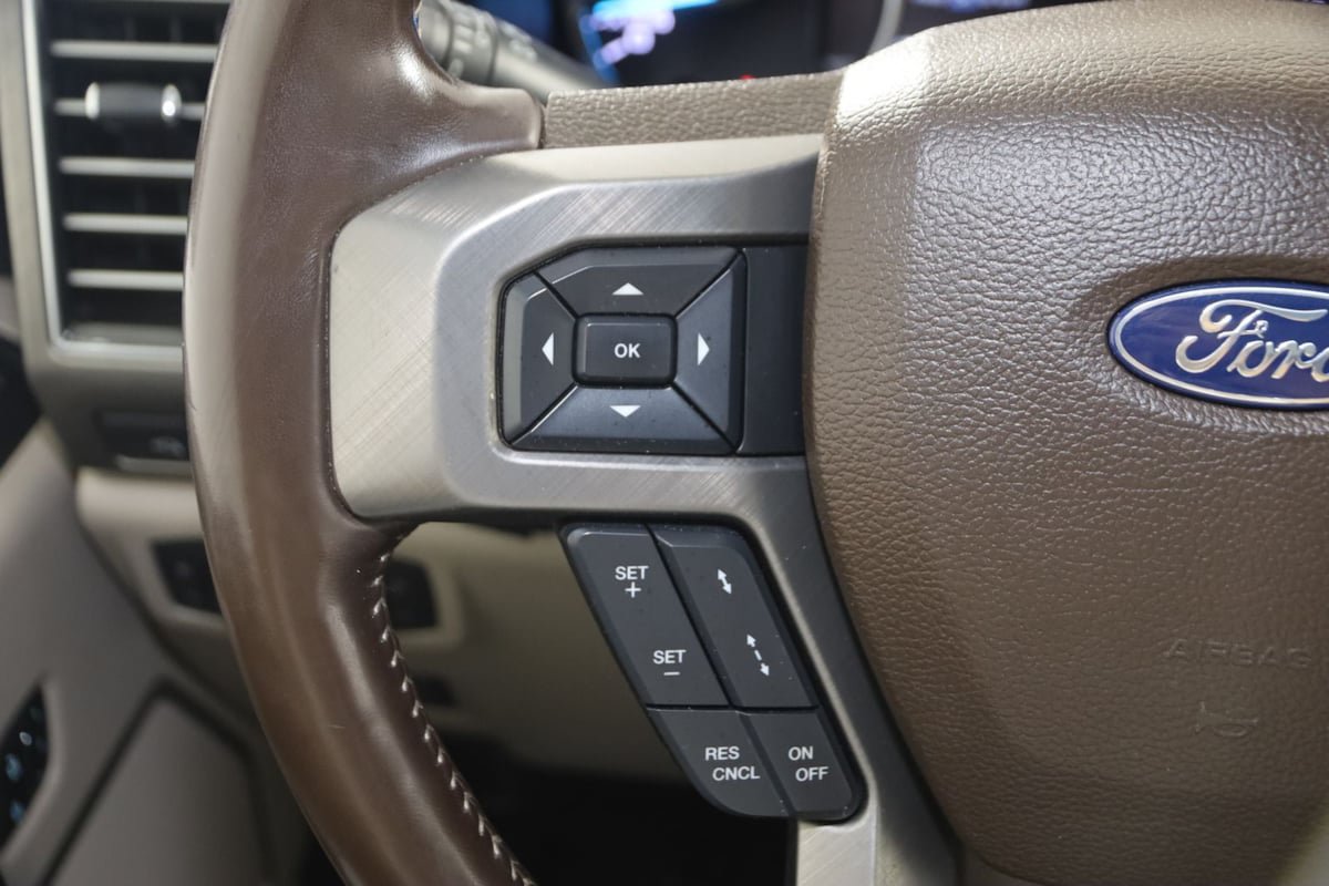 Used 2019 Ford F350 Limited AWD/4WD image 38