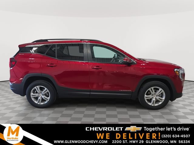 Used 2024 GMC Terrain SLE w/ Driver Convenience Package AWD/4WD image 1