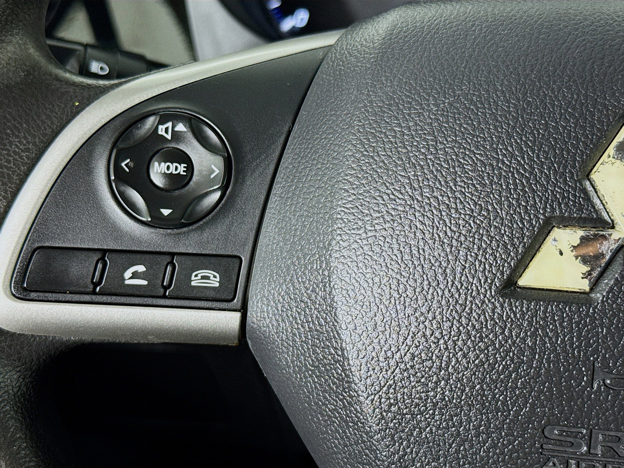 Used 2020 Mitsubishi Outlander ES image 13