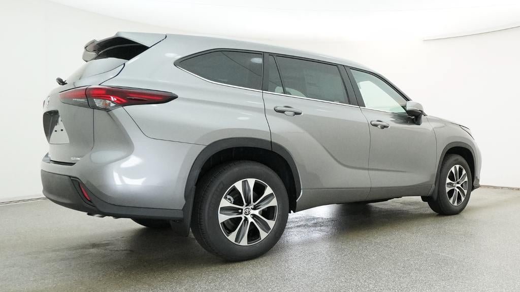 New 2026 Toyota Highlander XLE AWD/4WD image 25