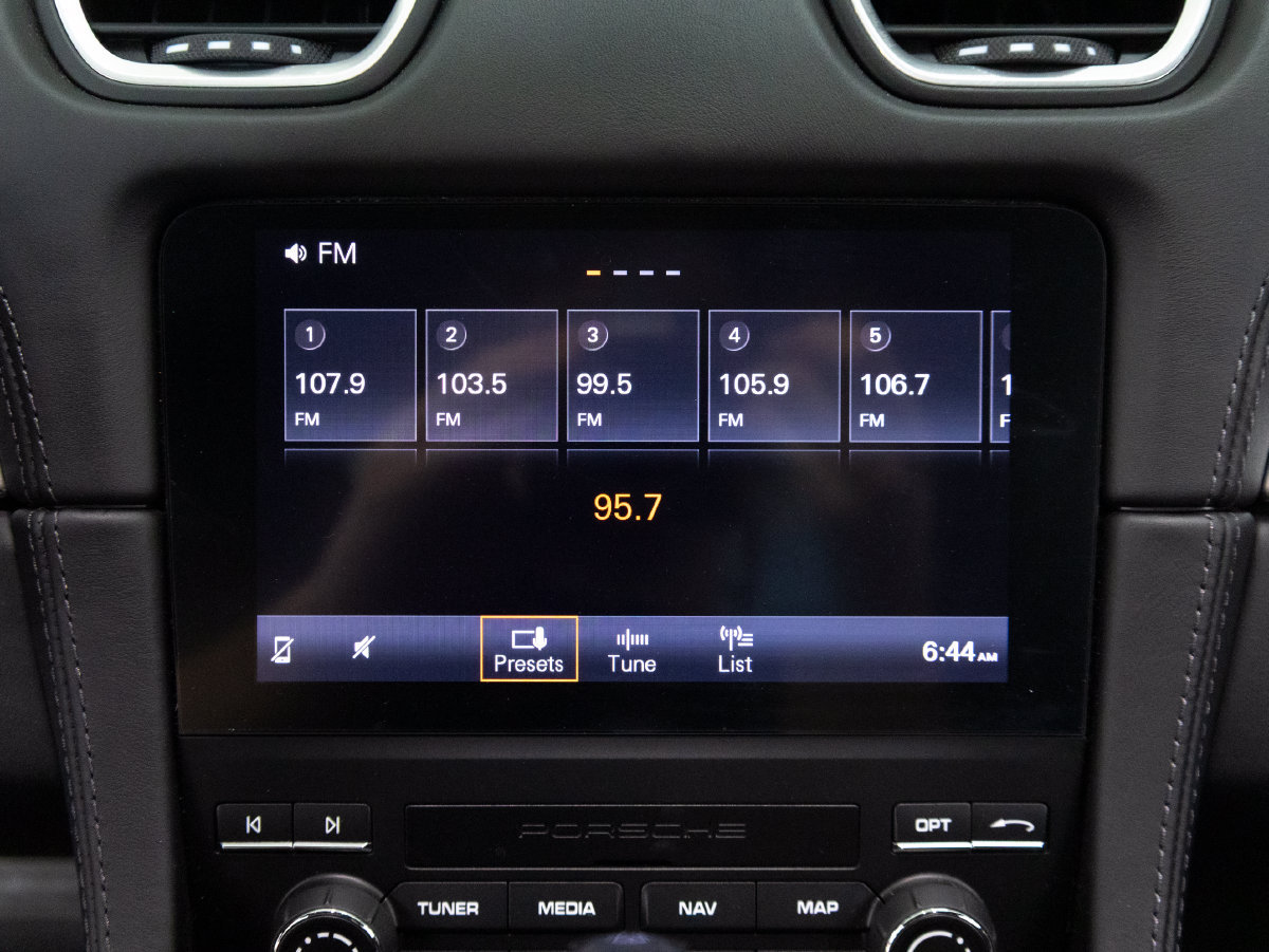 Certified 2024 Porsche 718 Cayman RWD image 19