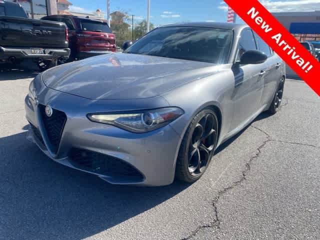 Used 2020 Alfa Romeo Giulia Ti w/ Nero Edizione RWD video 1