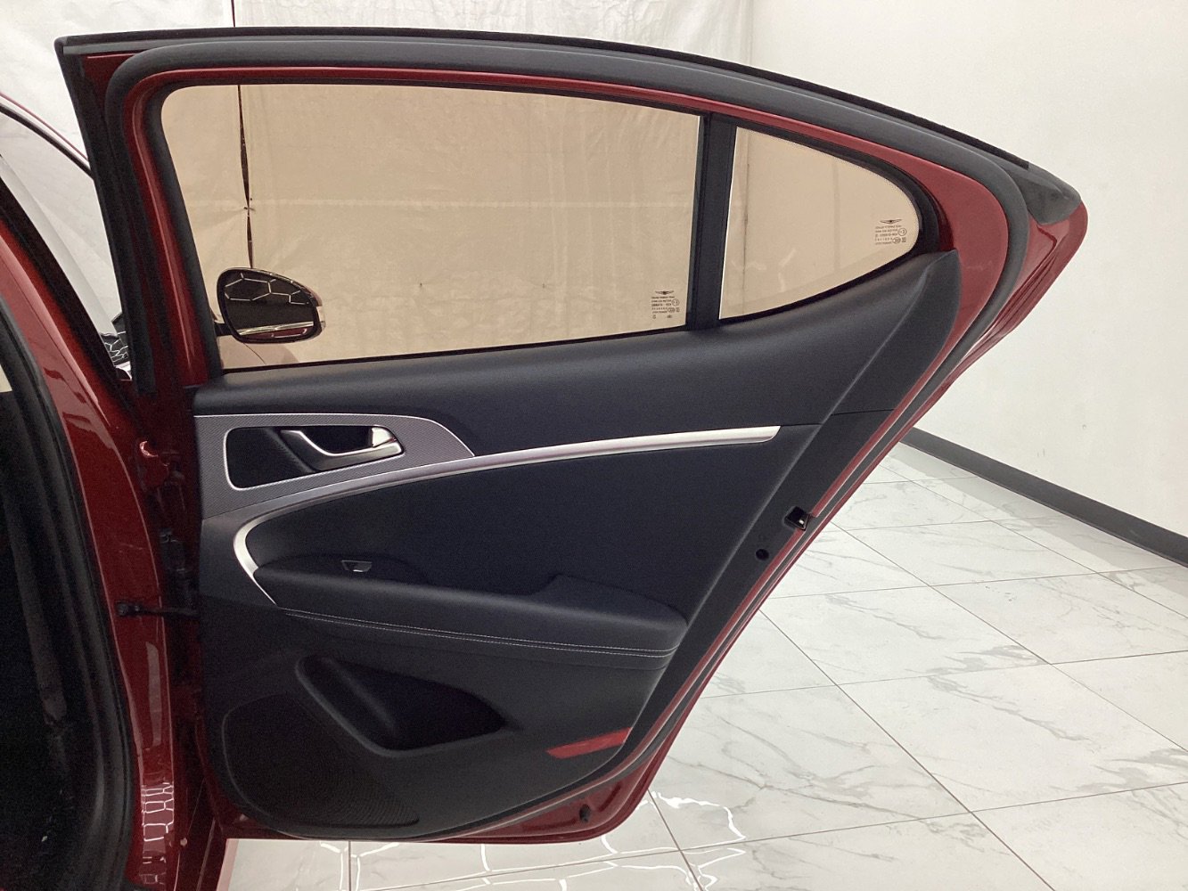 Used 2022 Genesis G70 2.0T w/ Prestige Package image 25