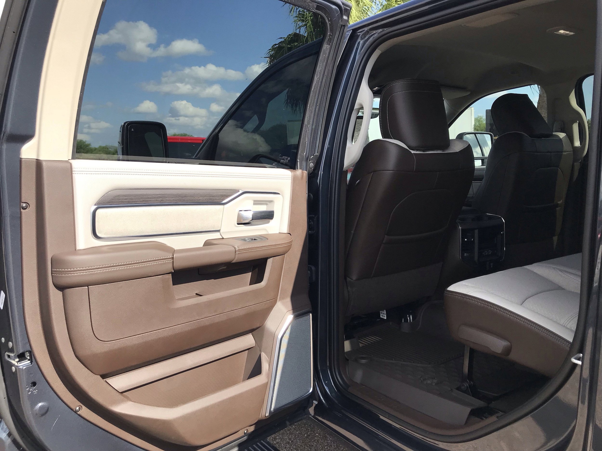 New 2026 RAM 2500 Laramie image 14