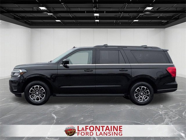 Used 2024 Ford Expedition Max XLT image 2