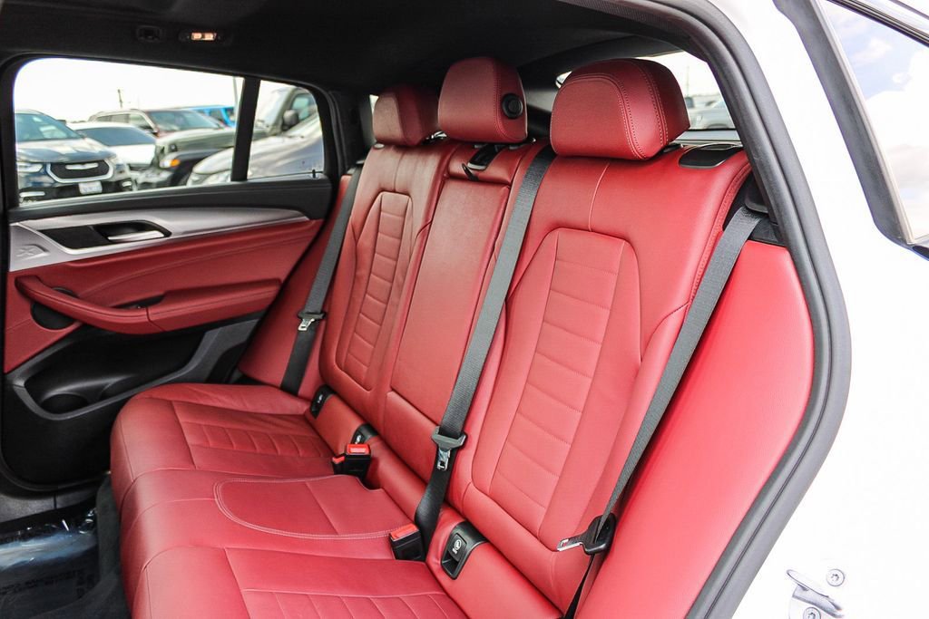 Used 2021 BMW X4 M40i w/ Executive Package image 19