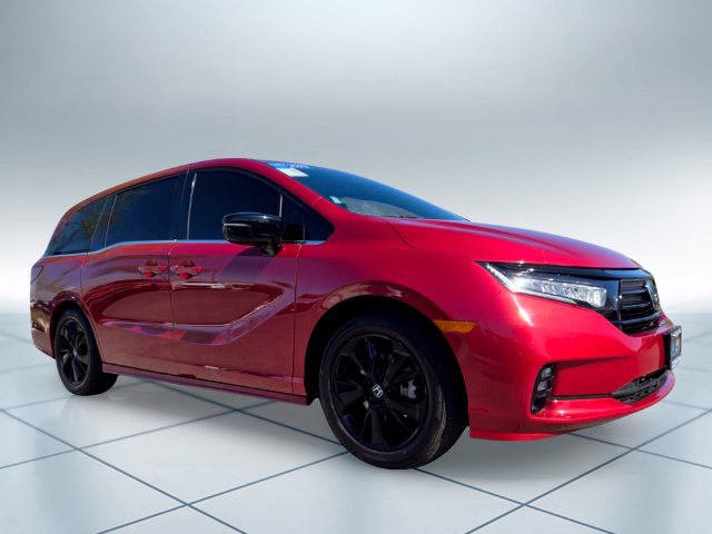 Certified 2023 Honda Odyssey Sport image 2