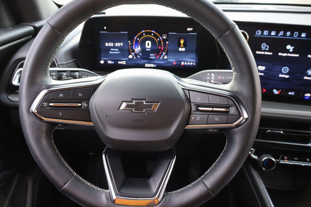 Used 2024 Chevrolet Traverse LS w/ Midnight/Sport Edition image 5