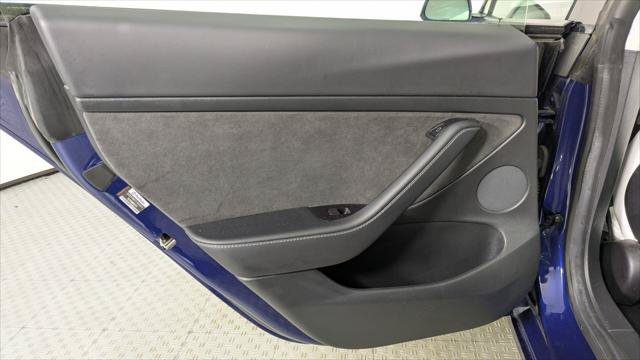 Used 2021 Tesla Model 3 Standard Range Plus RWD image 12