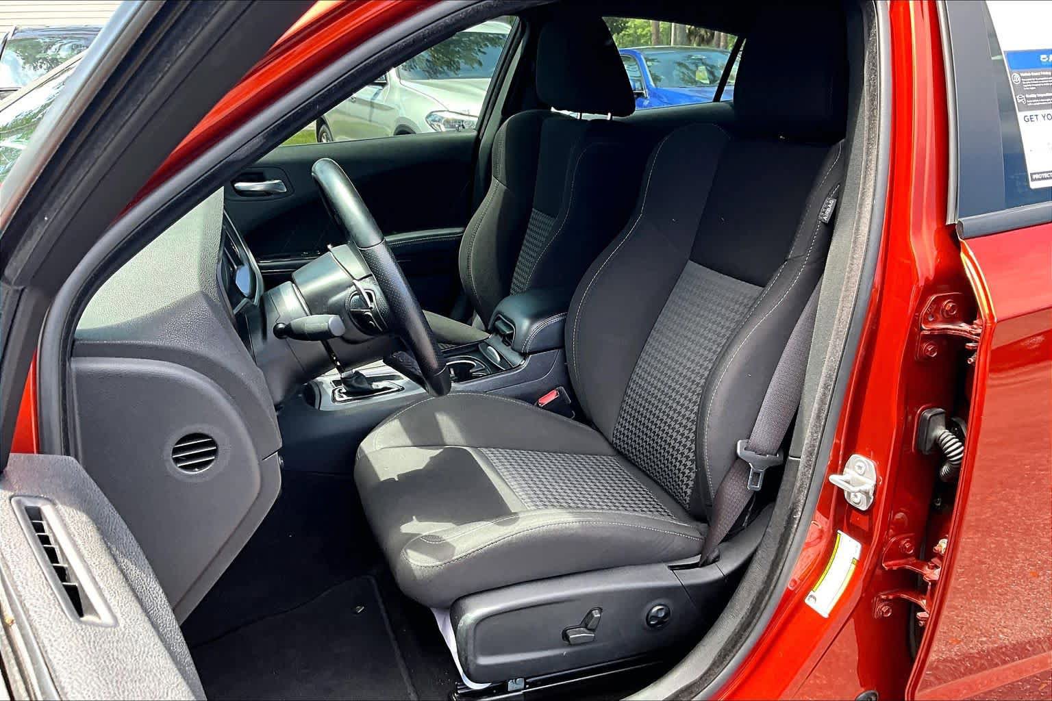 Used 2021 Dodge Charger GT w/ Blacktop Package RWD image 8