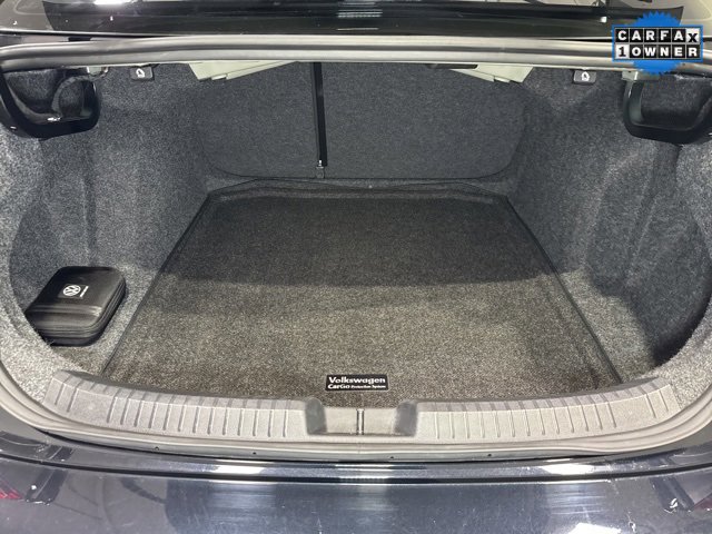 Used 2025 Volkswagen Jetta SE image 25