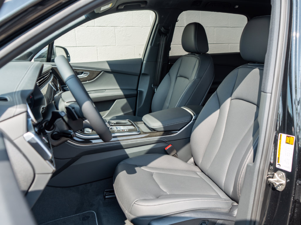 New 2026 Audi Q7 Premium Plus AWD/4WD image 8