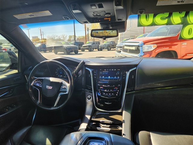 Used 2020 Cadillac Escalade Platinum image 6