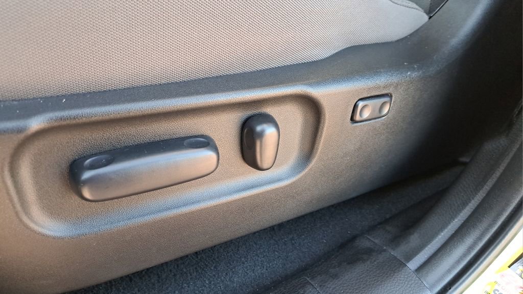 Certified 2023 Toyota Tacoma SR5 image 19