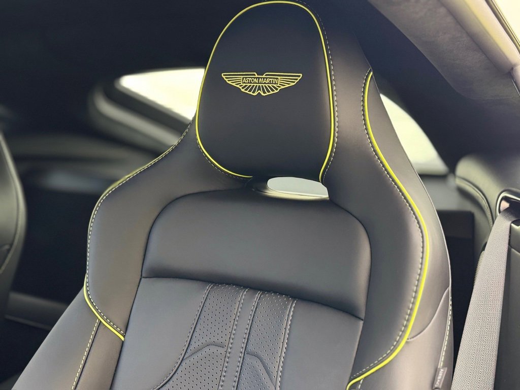 New 2025 Aston Martin V8 Vantage Coupe image 43