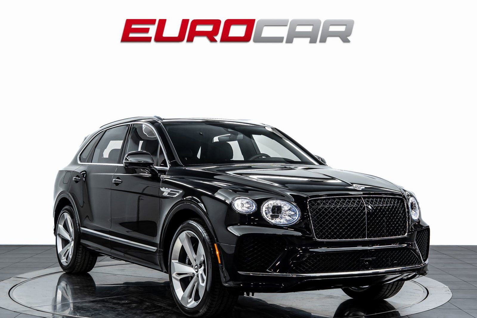 Used 2024 Bentley Bentayga image 7