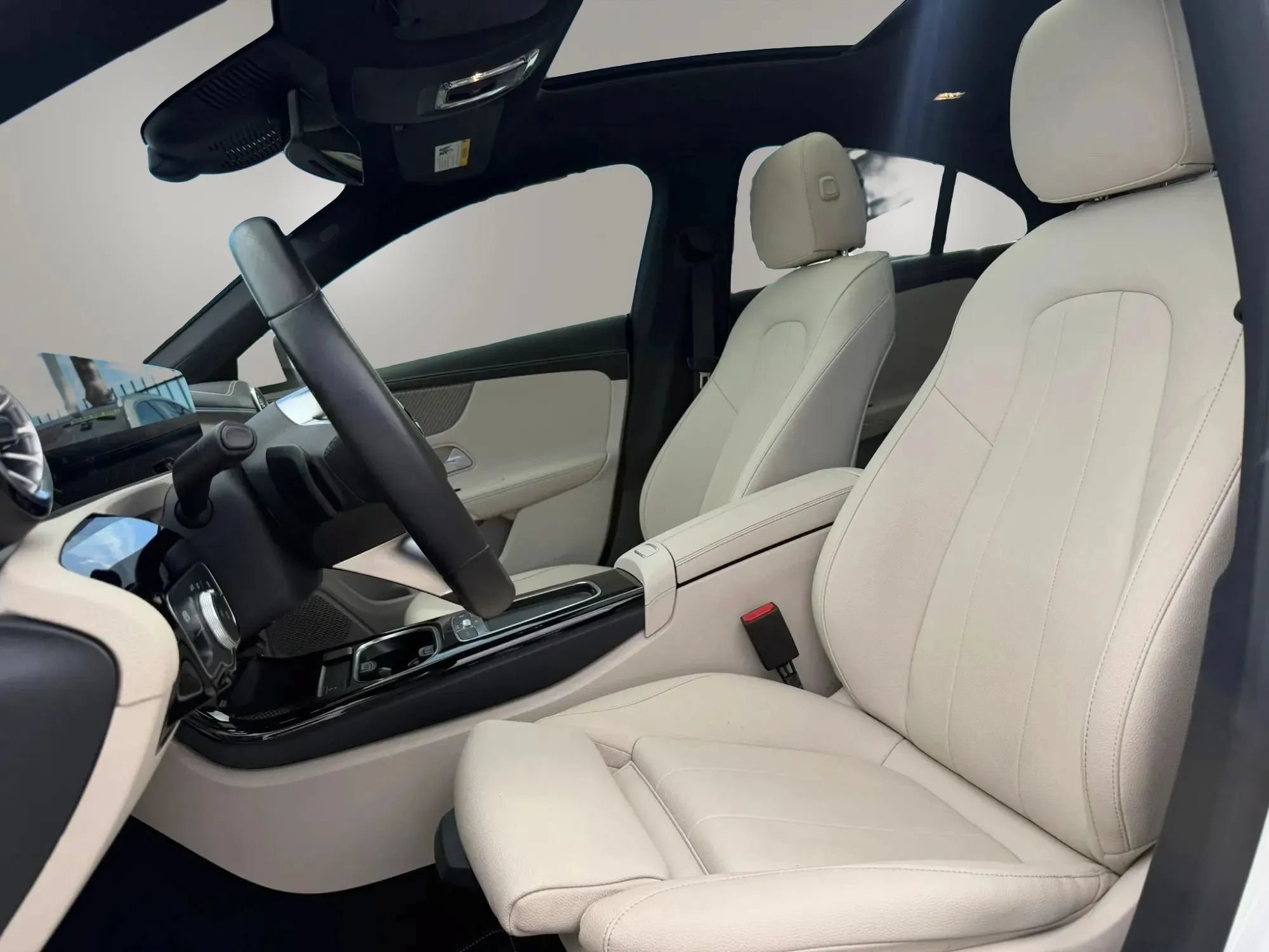 Used 2024 Mercedes-Benz CLA 250 4MATIC image 12