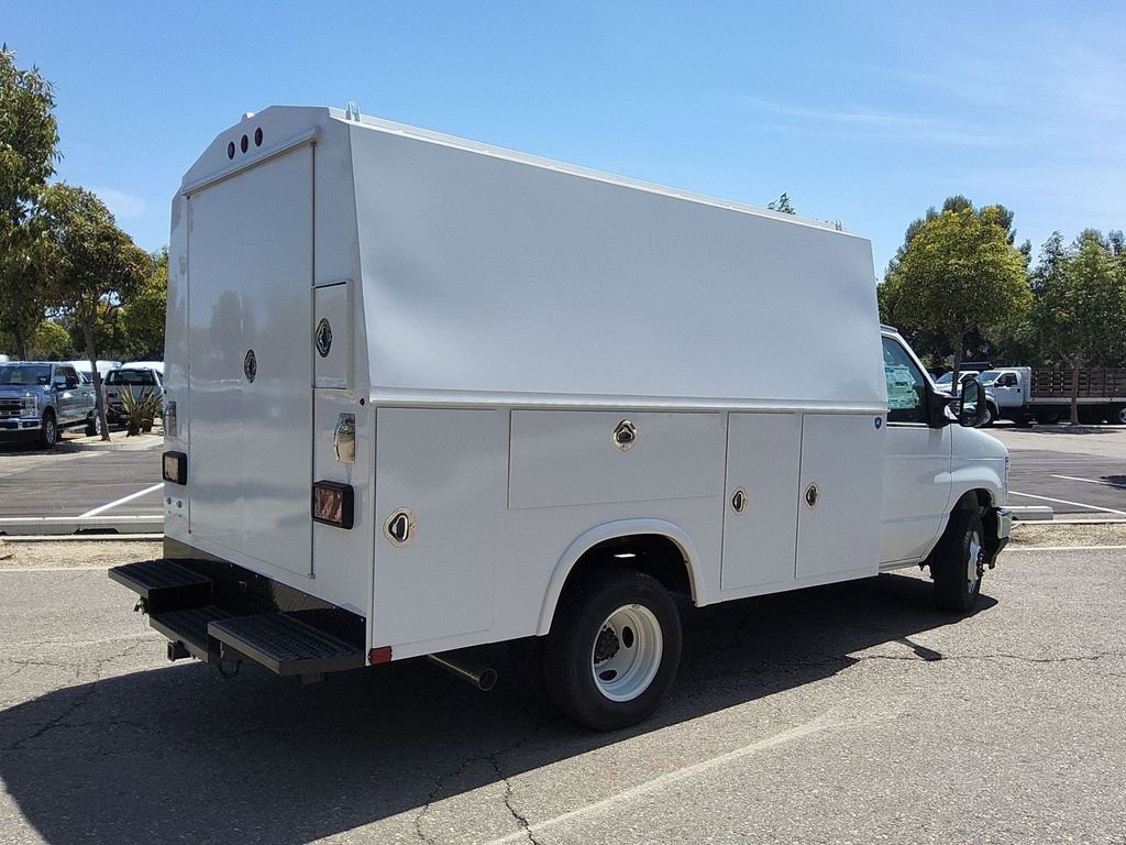 New 2025 Ford E-350 and Econoline 350 Super Duty w/ Power Equipment Group image 14