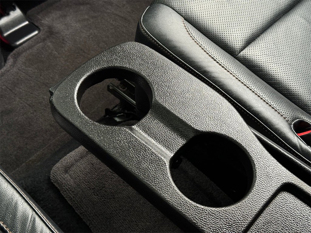 Used 2014 Toyota Highlander Limited image 39