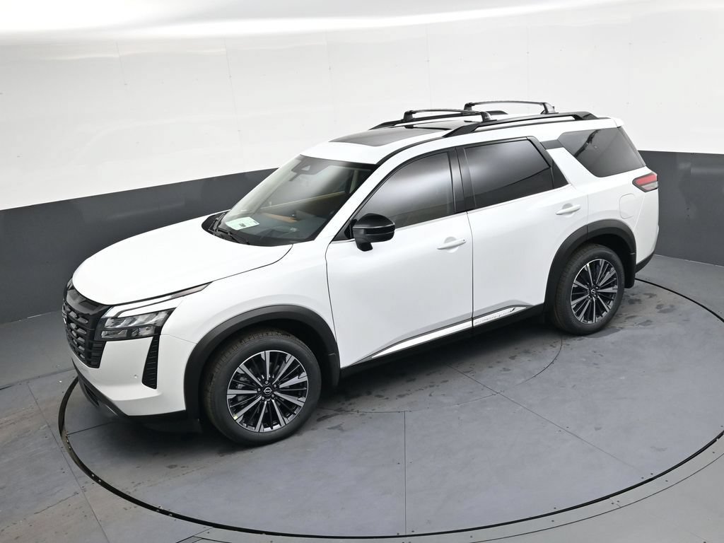 New 2026 Nissan Pathfinder Platinum w/ Cargo Package FWD image 39