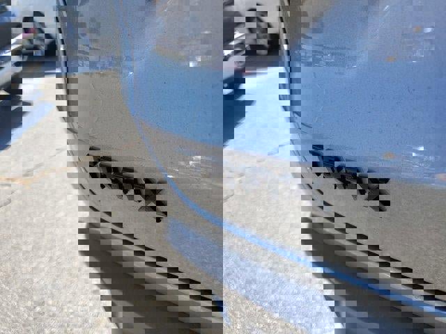 Used 2025 Chevrolet Trax RS w/ Sunroof Package FWD image 5