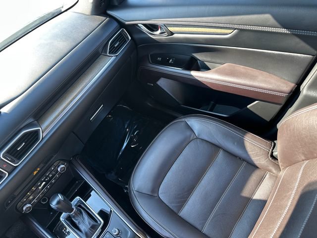 Used 2024 MAZDA CX-5 Signature image 17