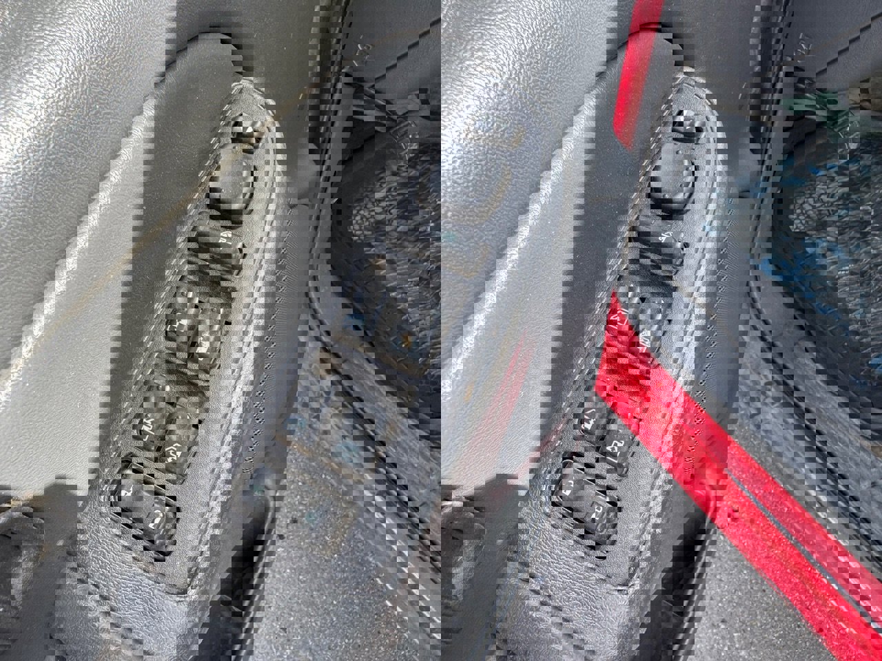 Used 2007 GMC Sierra 2500 SLE w/ Heavy-Duty Power Package image 11