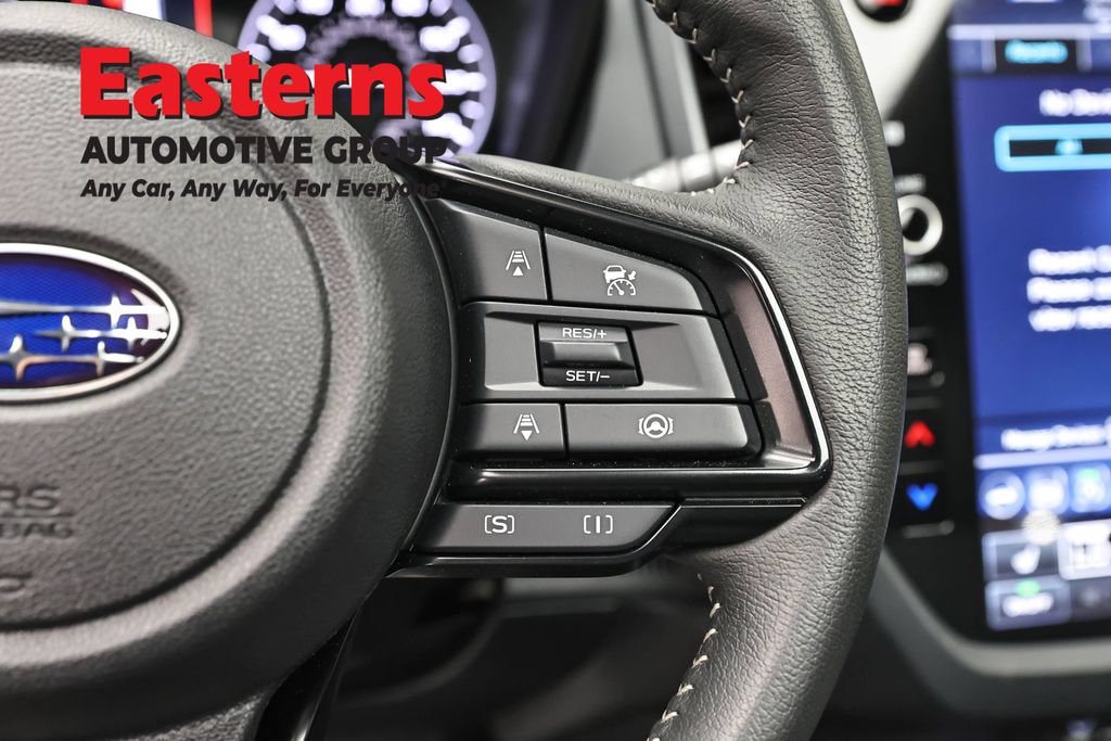 Used 2025 Subaru Forester Premium AWD/4WD image 31