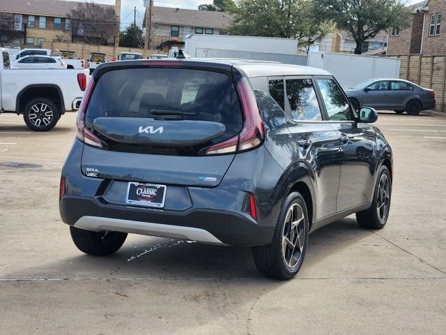 Used 2024 Kia Soul EX image 14