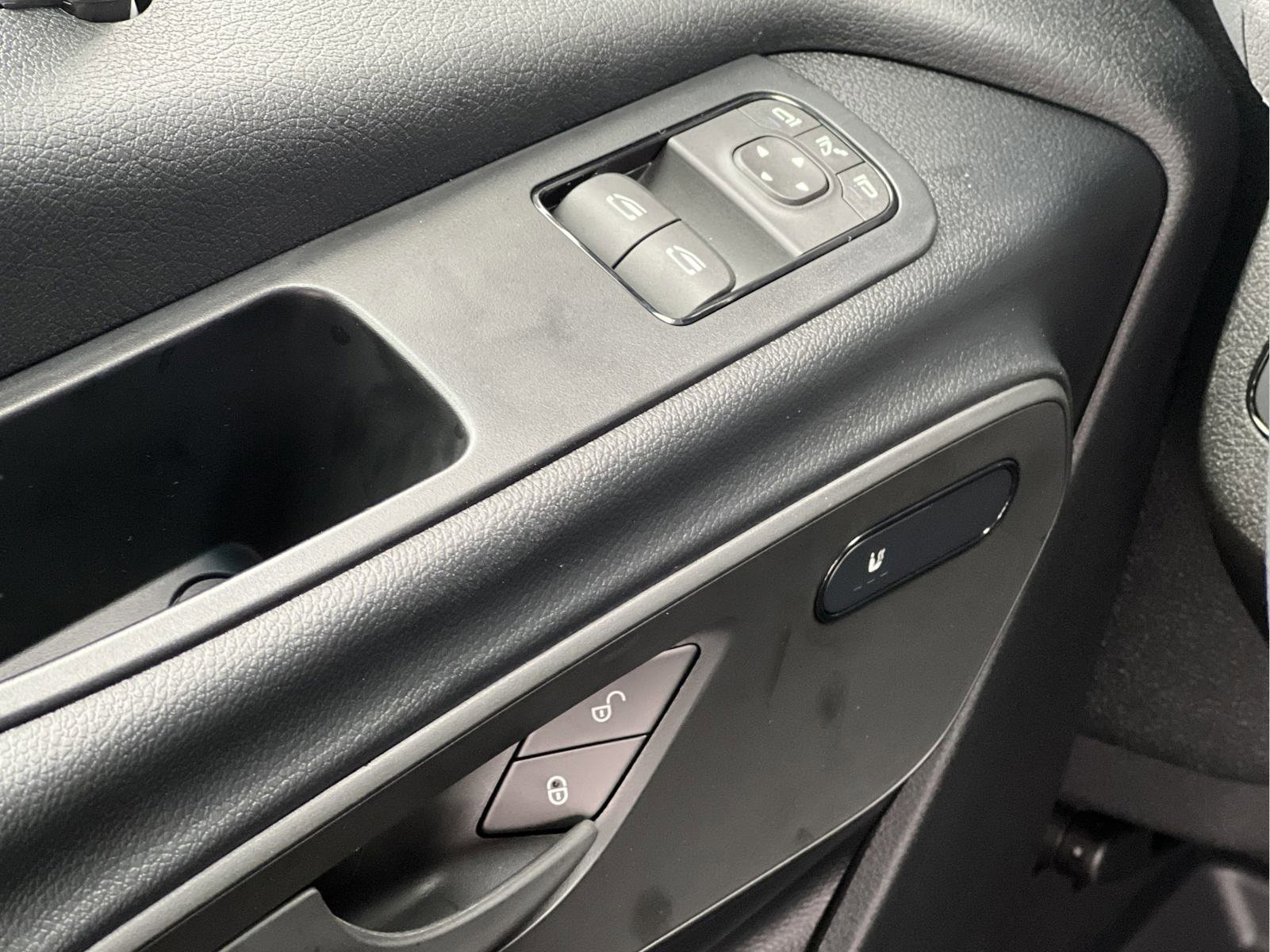 New 2025 Mercedes-Benz Sprinter 2500 image 21